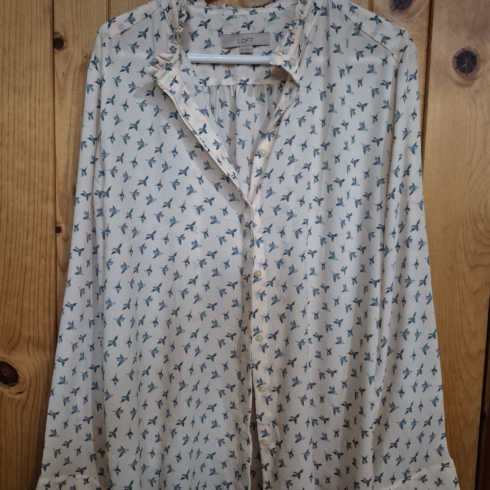 LOFT Women's Shirt with Cream and Blue Bird Print